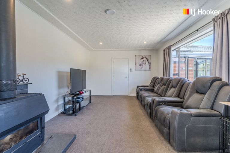 Photo of property in 19 Koremata Street, Green Island, Dunedin, 9018