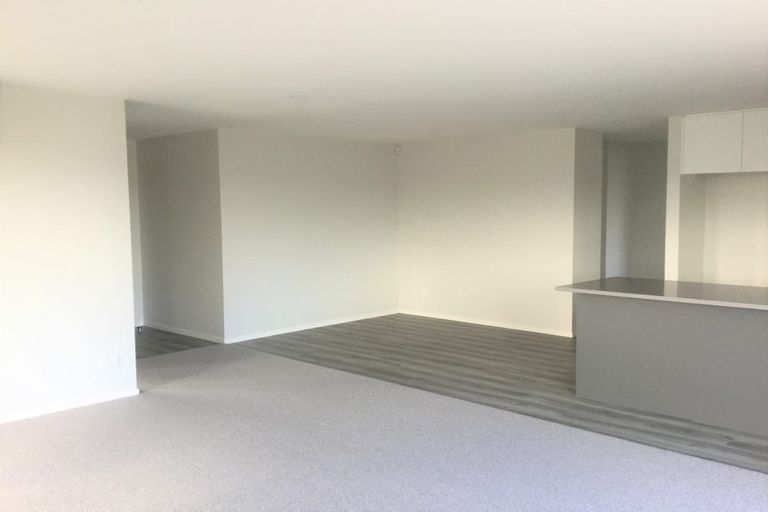 Photo of property in 1 Komata Crescent, Papamoa Beach, Papamoa, 3118