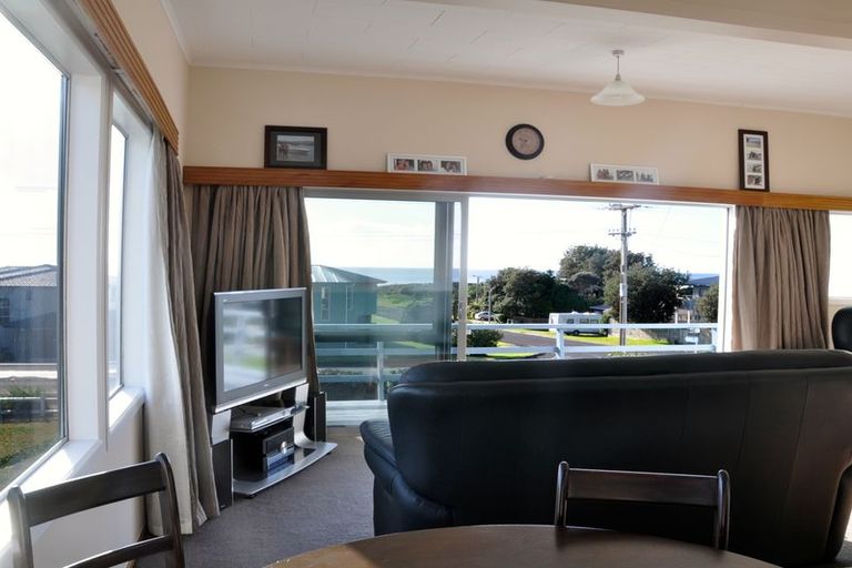 Photo of property in 184 Seaforth Road, Waihi Beach, 3611
