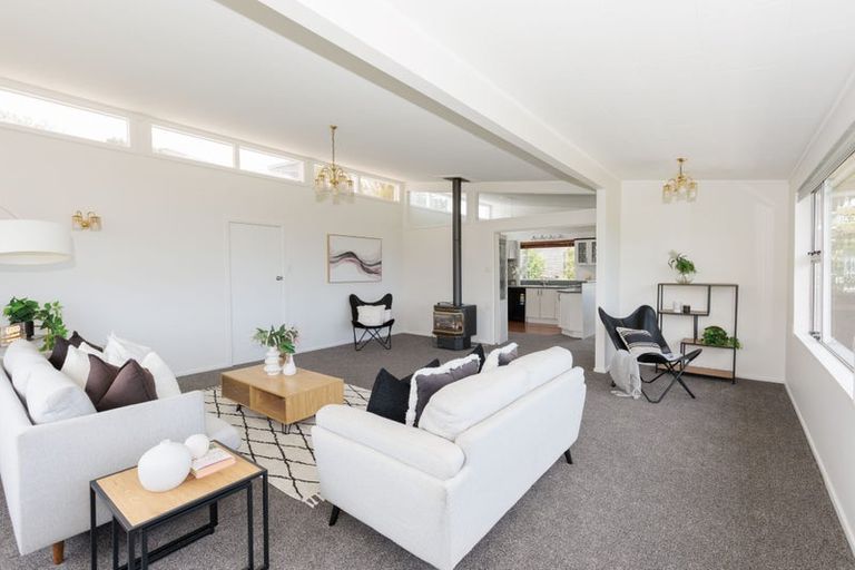 Photo of property in 16 City View Grove, Harbour View, Lower Hutt, 5010