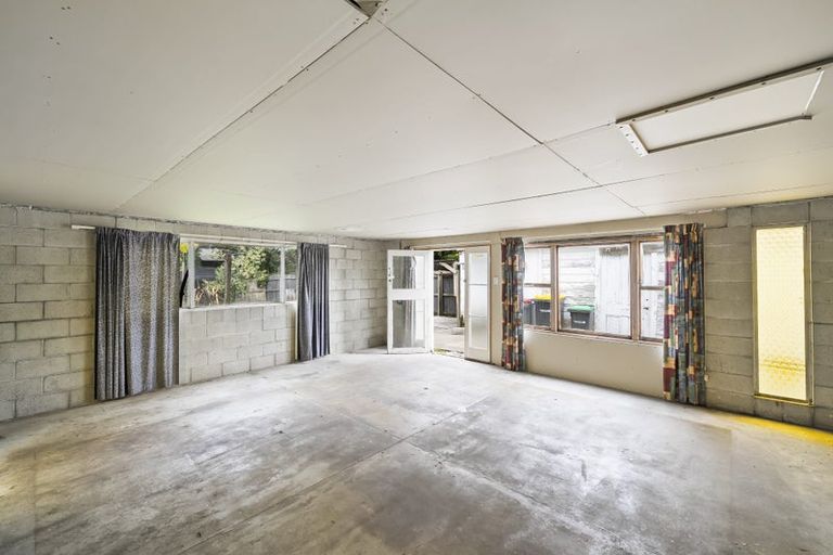 Photo of property in 30 Cowlishaw Street, Avonside, Christchurch, 8061