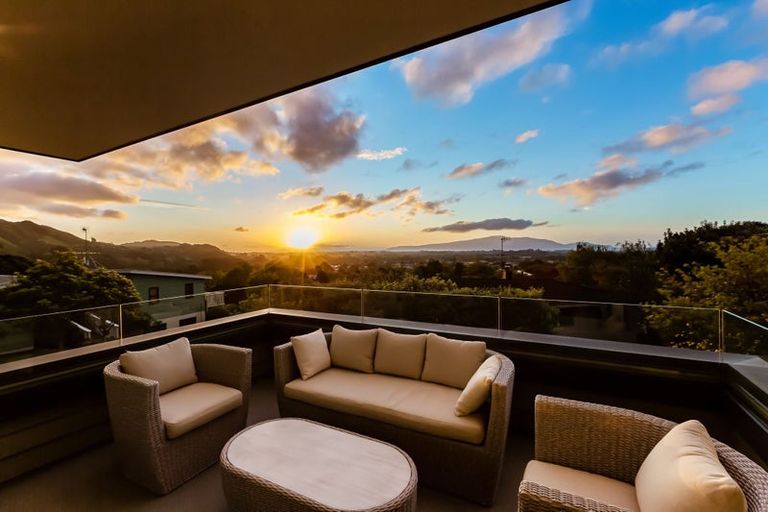 Photo of property in 39b Kakariki Grove, Waikanae, 5036