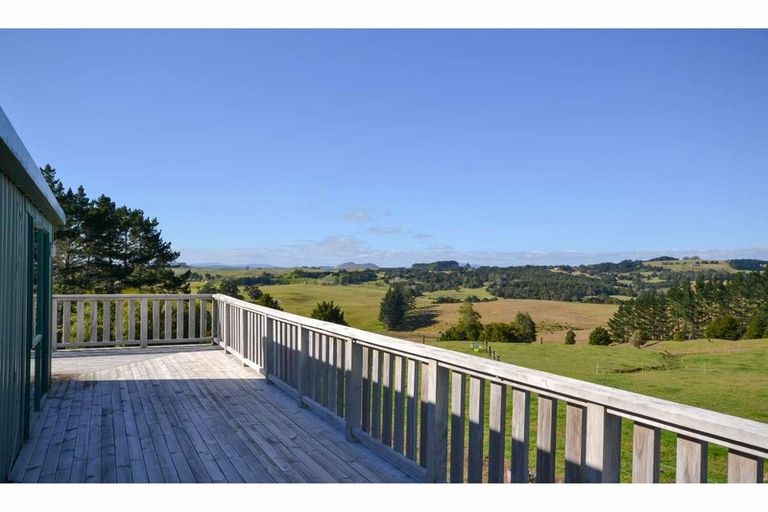 Photo of property in 70 Montrose Road, Kerikeri, 0293