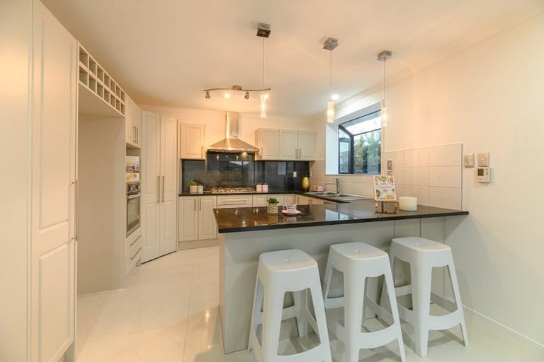 Photo of property in 55b Willerton Avenue, New Lynn, Auckland, 0600