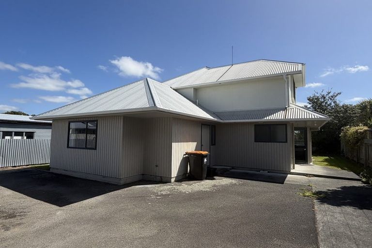 Photo of property in 24a Hereford Street, West End, Palmerston North, 4410