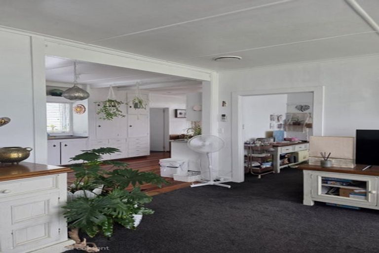 Photo of property in 1b Farnworth Avenue, Holdens Bay, Rotorua, 3010