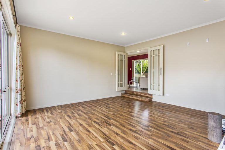 Photo of property in 11 Bean Place, Mount Wellington, Auckland, 1060