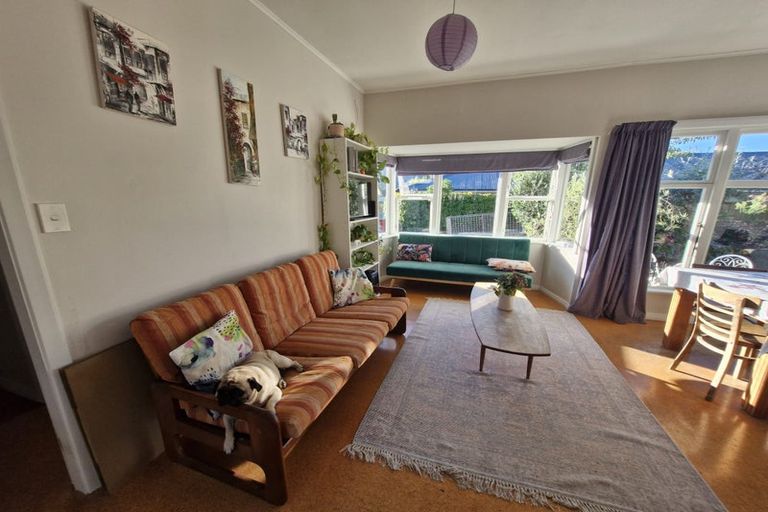 Photo of property in 24 Pempsey Street, Silverstream, Upper Hutt, 5019