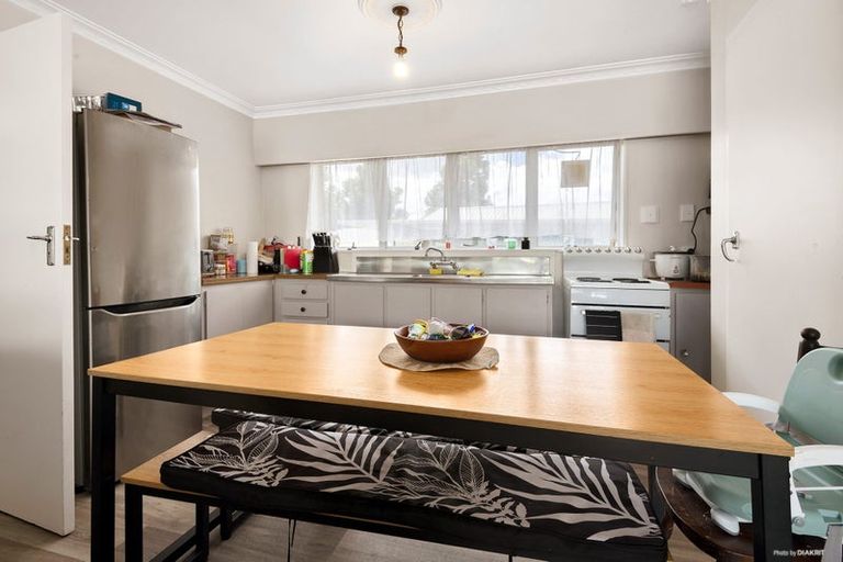 Photo of property in 15 Ellicott Road, Nawton, Hamilton, 3200