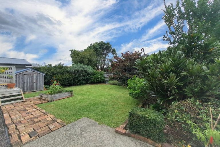 Photo of property in 50 Hillcrest Avenue, Hillcrest, Rotorua, 3015