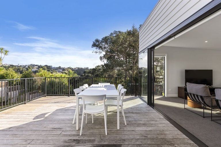 Photo of property in 58 Clarence Road, Northcote Point, Auckland, 0627