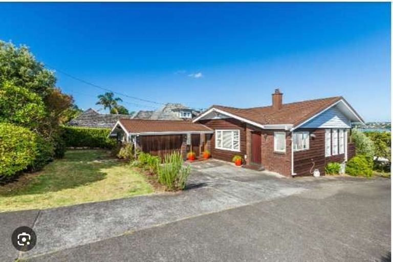 Photo of property in 308 Hurstmere Road, Takapuna, Auckland, 0622