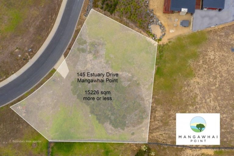 Photo of property in 135 Estuary Drive, Mangawhai Heads, Mangawhai, 0505