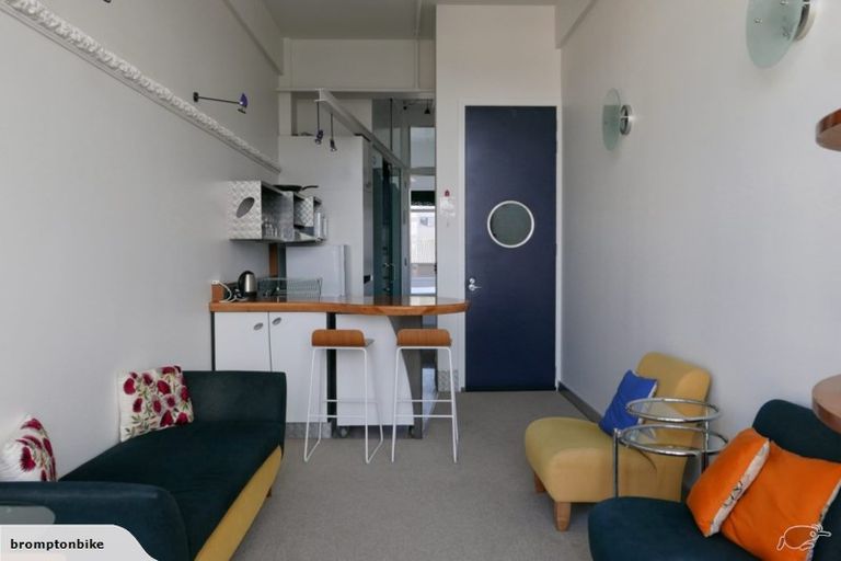 Photo of property in Qba Apartments, 2n/51 Webb Street, Mount Cook, Wellington, 6011