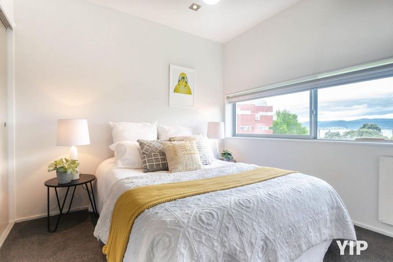 Photo of property in 25/2 Onslow Road, Khandallah, Wellington, 6035