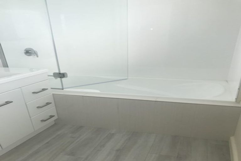 Photo of property in 20 Barnes Road, Redwood, Christchurch, 8051