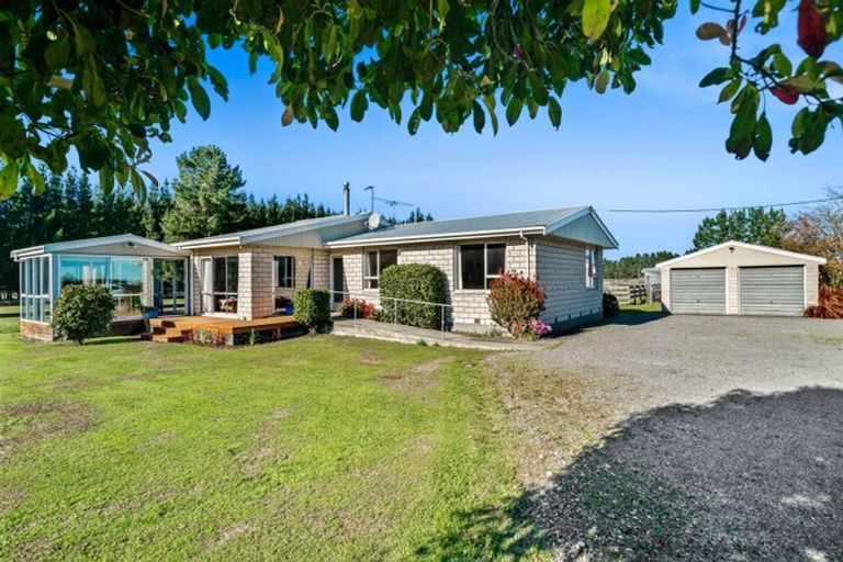 Photo of property in 1845 West Coast Road, Kirwee, Christchurch, 7671