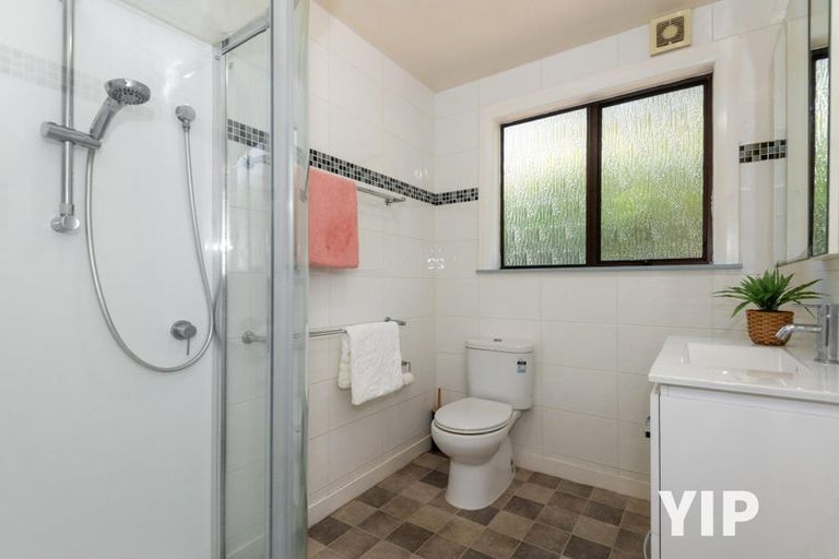 Photo of property in 51 Poto Road, Normandale, Lower Hutt, 5010