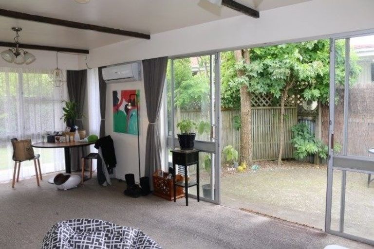 Photo of property in 7 Brightwater Terrace, Terrace End, Palmerston North, 4410