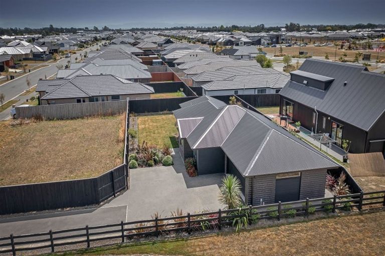 Photo of property in 43 Avanda Avenue, Rolleston, 7615