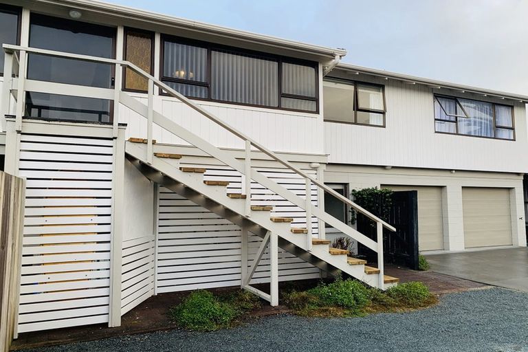 Photo of property in 1 Nukumea Common, Orewa, 0931