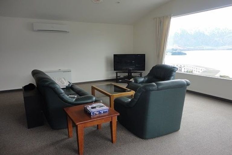 Photo of property in 3b Strawberry Lane, Fernhill, Queenstown, 9300