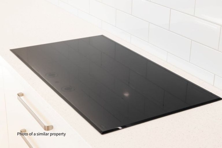 Photo of property in 24 Evelyn Crescent, Marshland, Christchurch, 8083