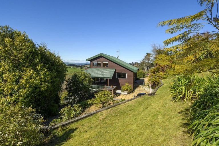 Photo of property in 24 Dawn View Place, Minden, Tauranga, 3176