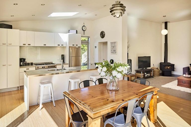 Photo of property in 12 Muri Road, Pukerua Bay, 5026