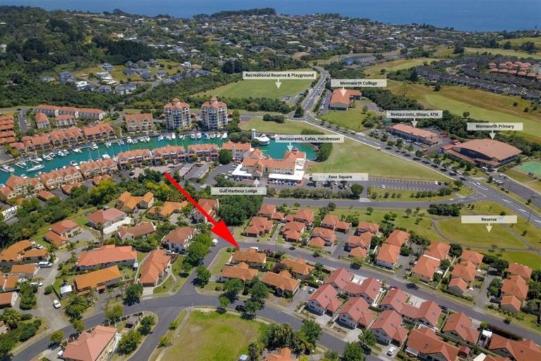 Photo of property in 11 Parkwood Crescent, Gulf Harbour, Whangaparaoa, 0930