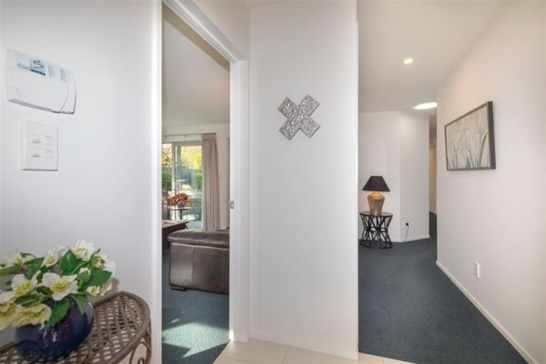 Photo of property in 3b Taylors Avenue, Bryndwr, Christchurch, 8052