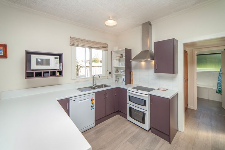 Photo of property in 70 Richardson Terrace, Woolston, Christchurch, 8023