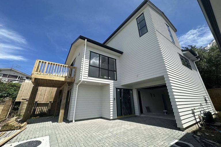Photo of property in 29b Sheridan Drive, New Lynn, Auckland, 0600