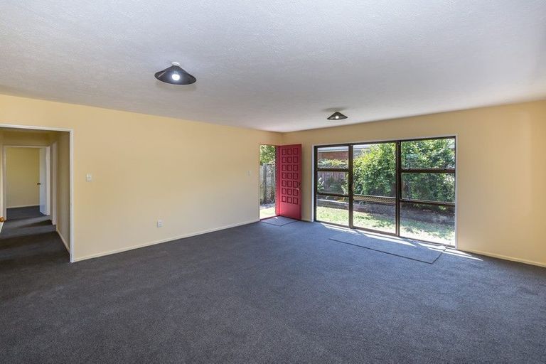 Photo of property in 2/136 Milton Street, Somerfield, Christchurch, 8024