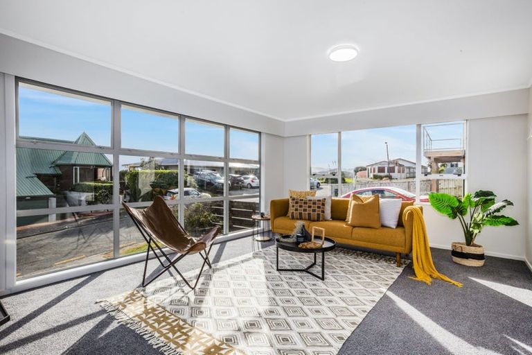 Photo of property in 6 Tregear Place, Camborne, Porirua, 5026