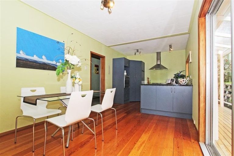 Photo of property in 52 Locking Street, Nelson South, Nelson, 7010
