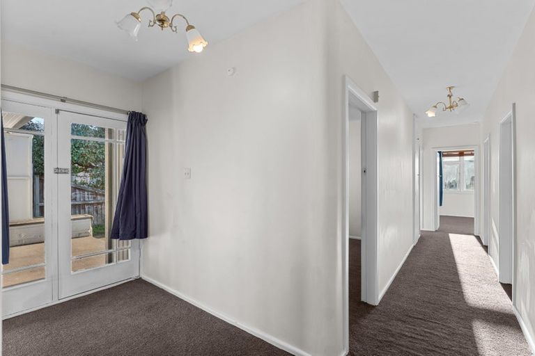 Photo of property in 133 Springs Road, Hornby, Christchurch, 8042