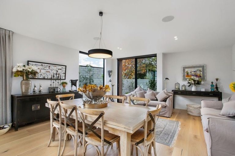 Photo of property in 155 Puriri Street, Fendalton, Christchurch, 8041