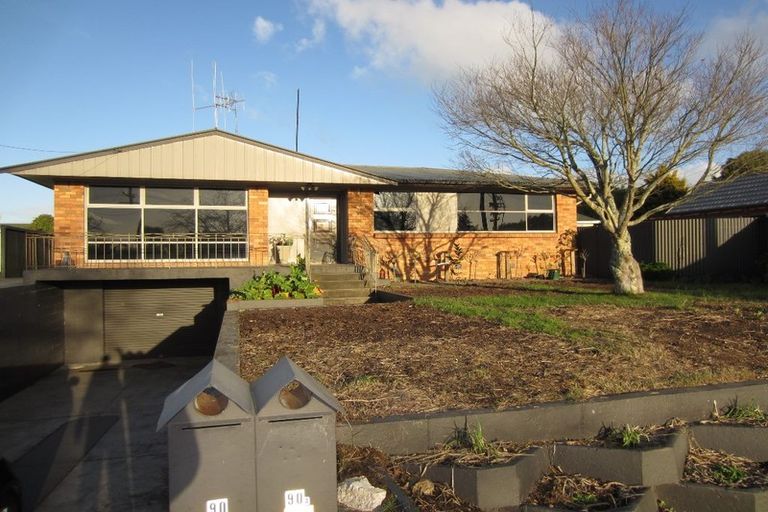 Photo of property in 90 Peacockes Road, Fitzroy, Hamilton, 3206