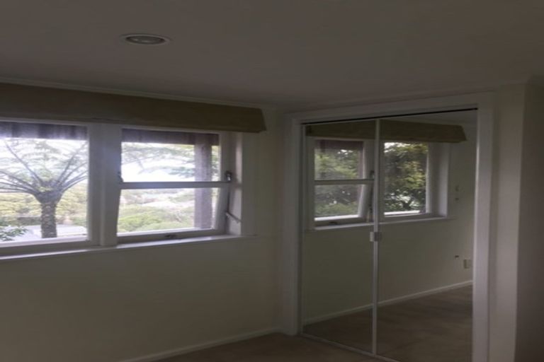 Photo of property in 53 London Road, Korokoro, Lower Hutt, 5012