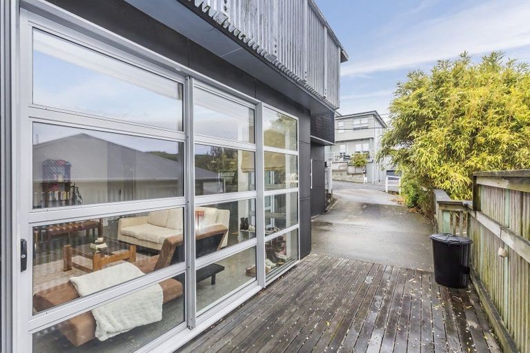 Photo of property in 70 Lavaud Street, Berhampore, Wellington, 6023