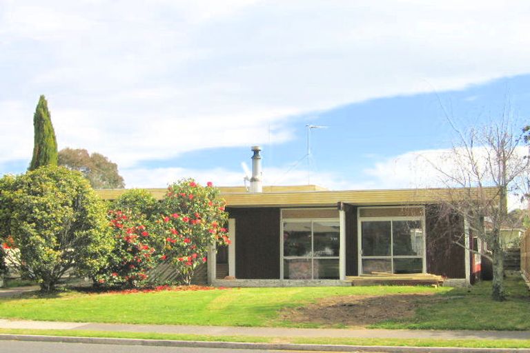 Photo of property in 18 Gloucester Road, Mount Maunganui, 3116