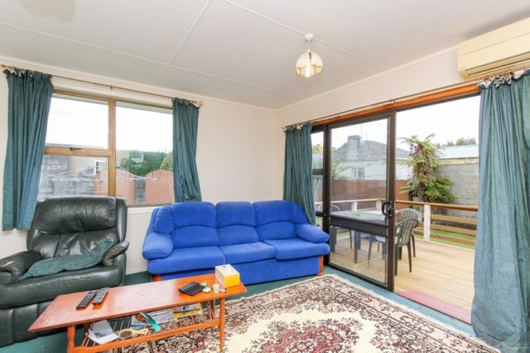 Photo of property in 3 Rahiri Street, Waitara, 4320