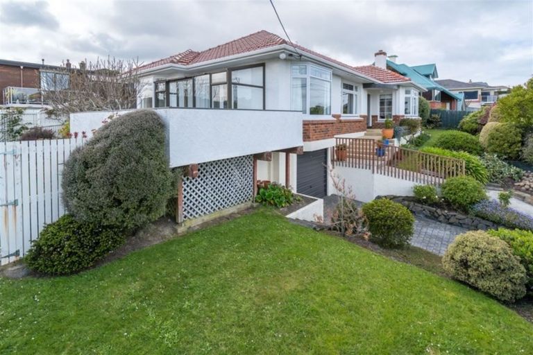 Photo of property in 15 Shandon Road, Vauxhall, Dunedin, 9013