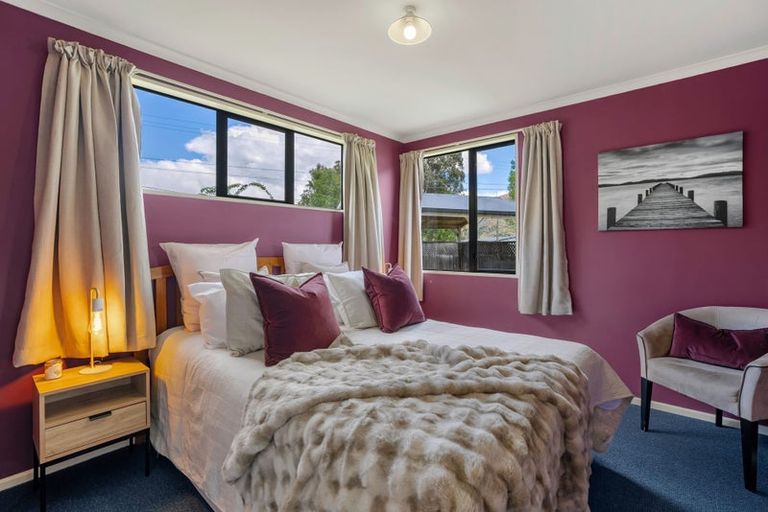 Photo of property in 17 Kent Street, Kingston, Athol, 9793