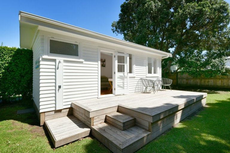 Photo of property in 20 Glamis Avenue, Manly, Whangaparaoa, 0930