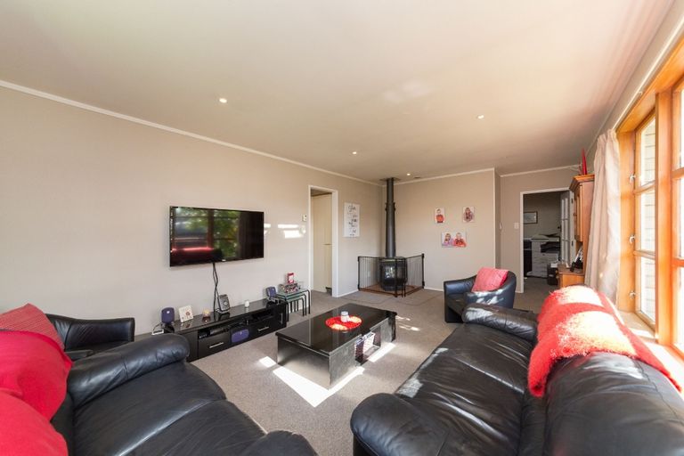 Photo of property in 12 Linmor Place, Terrace End, Palmerston North, 4410