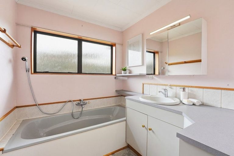 Photo of property in 2 Bullock Drive, Springvale, Whanganui, 4501