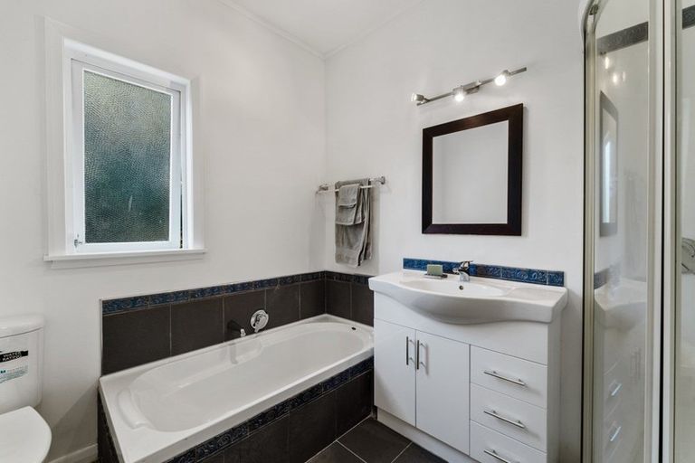 Photo of property in 24 Tremewan Street, Tawa, Wellington, 5028