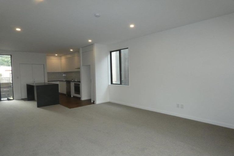 Photo of property in 11/20 Trent Street, Island Bay, Wellington, 6023